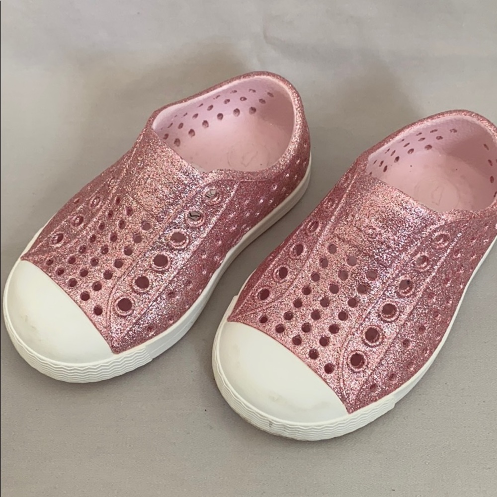 Toddler Size 5 Native Shoes